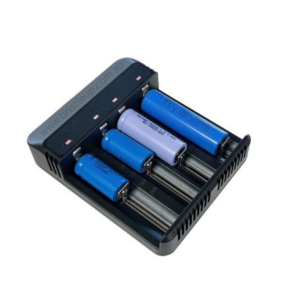 Alternative view of Universal Battery Charger USB