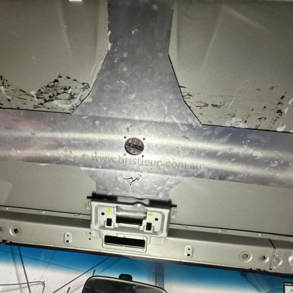 WGIA N 70 TOYOTA HILUX Spotlight Roof Brace Kit - Image 3
