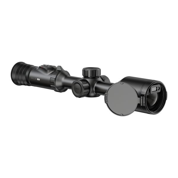 Hikmicro Stellar SQ50L 4.0 thermal scope, rear three-quarter view with lens cover
